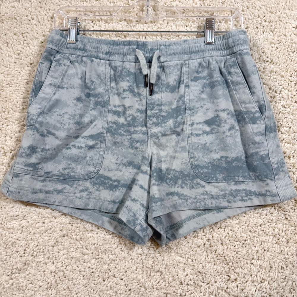 Athleta Farallon Camo Shorts M Casual Lounge Athletic Gym Gorpcore
